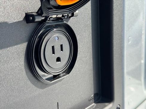 New 2025 Ford F150 XLT w/ Equipment Group 301A Standard image 11