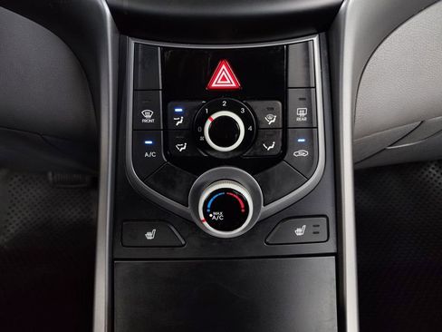 Used 2014 Hyundai Elantra SE w/ Option Group 02 image 4