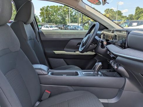 Used 2026 Nissan Kicks S FWD image 23