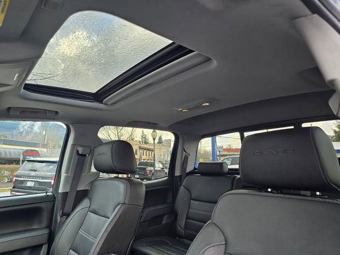 Used 2015 GMC Sierra 1500 Denali AWD/4WD image 21