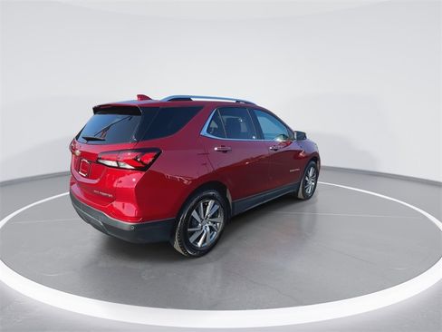 Used 2022 Chevrolet Equinox Premier image 8
