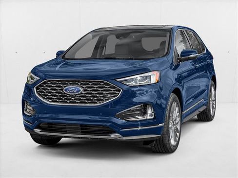Used 2021 Ford Edge SE image 1