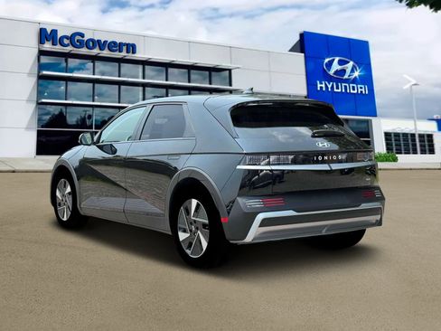 New 2026 Hyundai Ioniq 5 SE AWD/4WD image 5