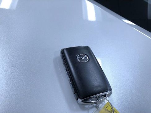 Used 2025 MAZDA CX-50 AWD 2.5 S w/ Premium Package image 32