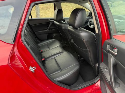 Used 2013 MAZDA MAZDA3 i Touring image 18