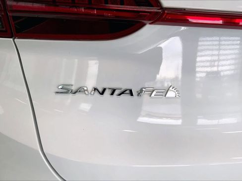 Used 2023 Hyundai Santa Fe SEL w/ Premium Package image 6