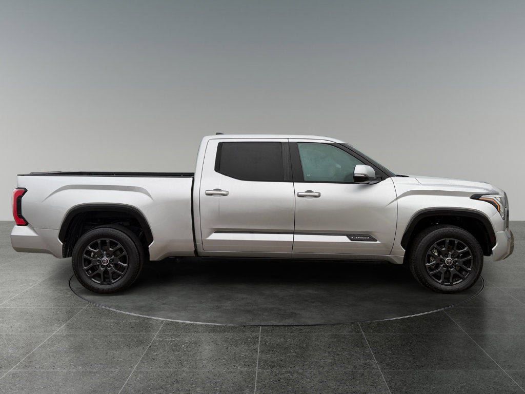 Used 2024 Toyota Tundra Platinum AWD/4WD image 10