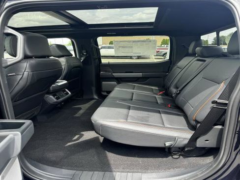 New 2025 Ford F150 Lariat w/ Equipment Group 501A Mid image 28