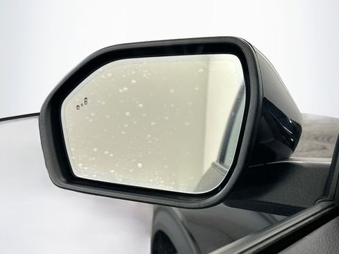 Used 2025 Ford Explorer Platinum w/ LUX Leather Package image 16