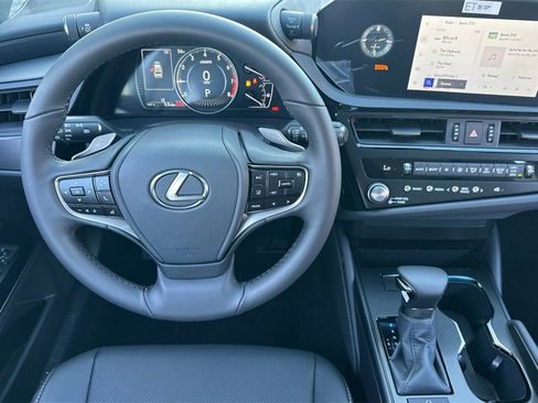 New 2025 Lexus ES 350 image 14