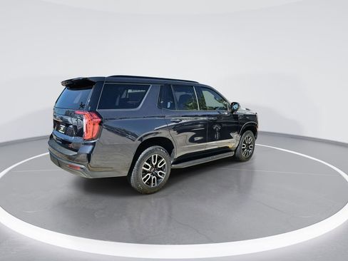 Used 2023 GMC Yukon AT4 w/ LPO, Floor Liner Package image 8