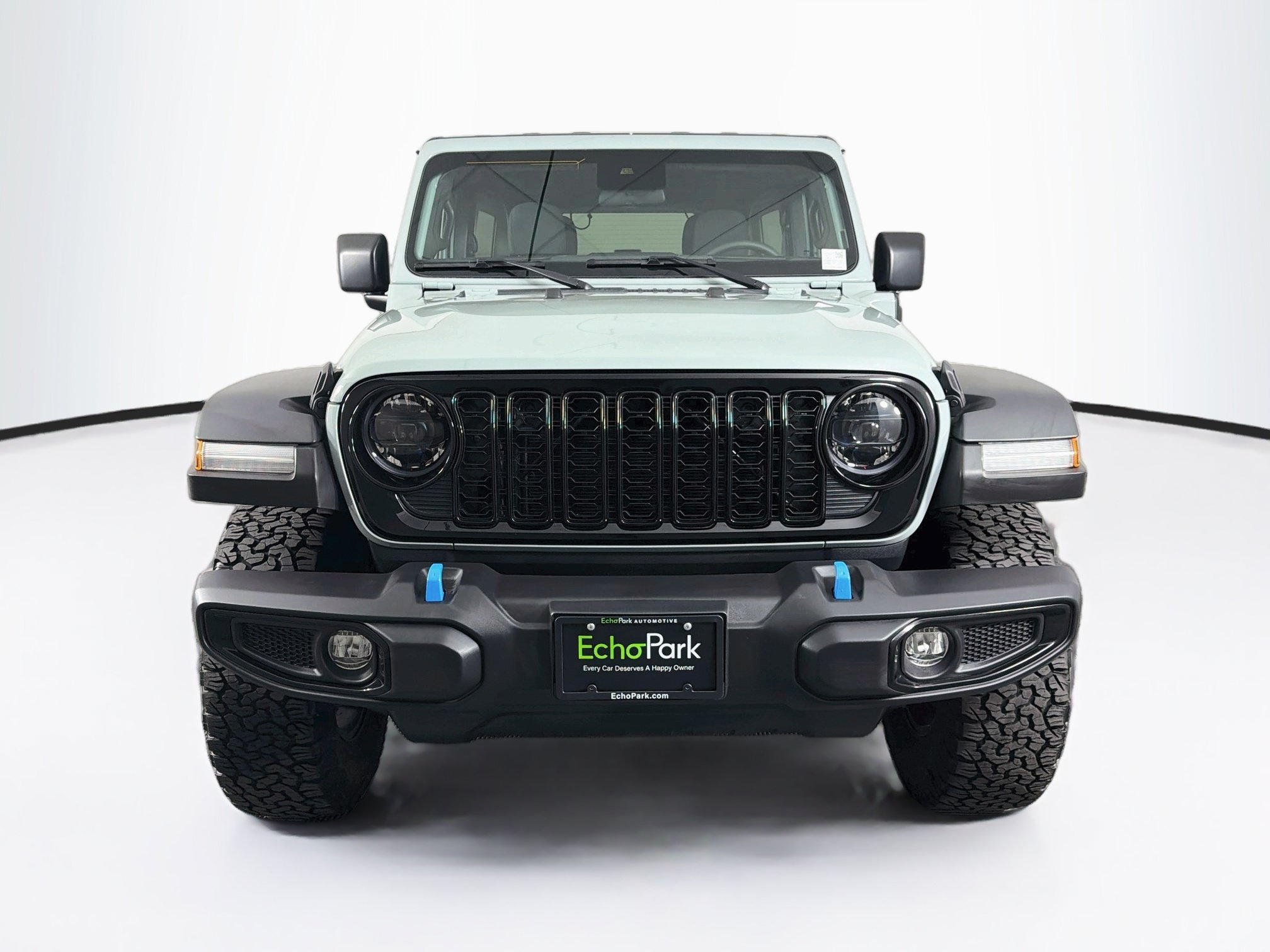 Used 2024 Jeep Wrangler Unlimited AWD/4WD image 2