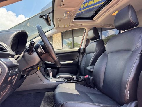 Used 2014 Subaru Crosstrek 2.0i Limited AWD/4WD image 2
