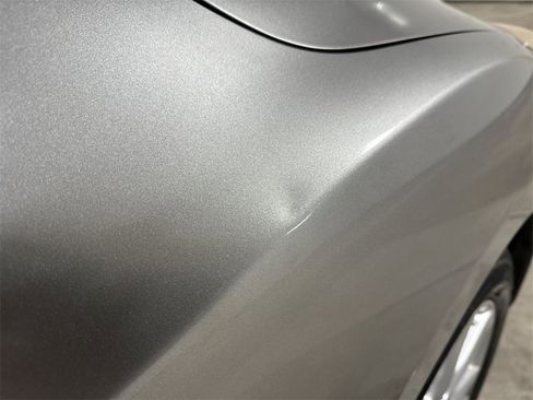 Used 2011 MAZDA MAZDA3 i Touring image 27