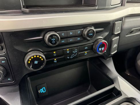 Used 2024 Ford F250 XLT w/ FX4 Off-Road Package image 18
