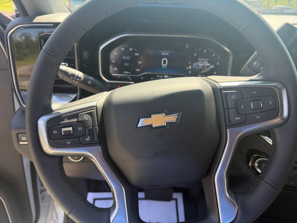 Certified 2024 Chevrolet Silverado 2500 LT w/ Convenience Package AWD/4WD image 15