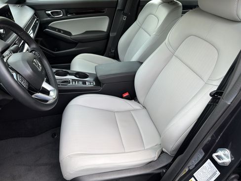 Certified 2025 Honda Civic Sport Touring image 17
