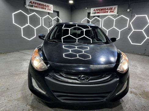 Used 2014 Hyundai Elantra GT FWD image 9