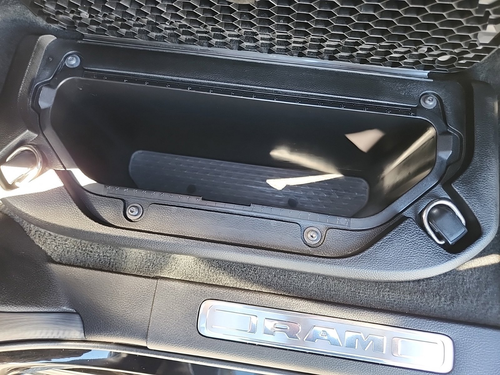 Used 2022 RAM 1500 Laramie AWD/4WD image 25