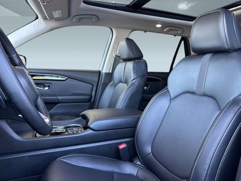 Used 2025 Honda Pilot Touring image 22