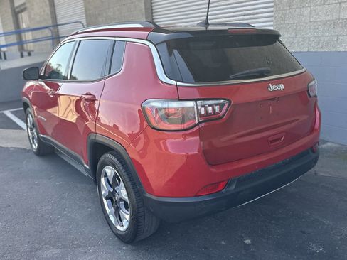 Used 2018 Jeep Compass Limited w/ Navigation Group FWD image 5