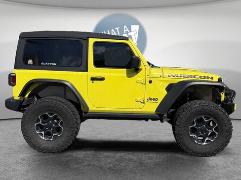 Used 2023 Jeep Wrangler Rubicon image 2