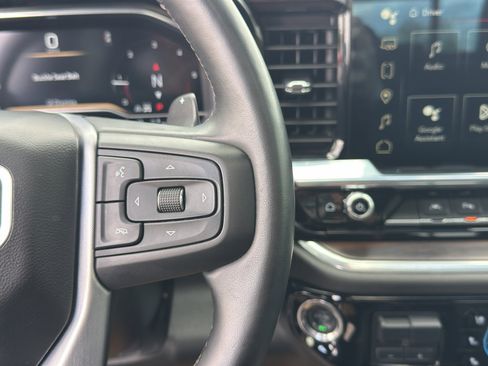 Used 2024 GMC Sierra 1500 SLT w/ SLT Premium Plus Package AWD/4WD image 35