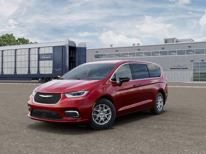 New 2026 Chrysler Pacifica Select