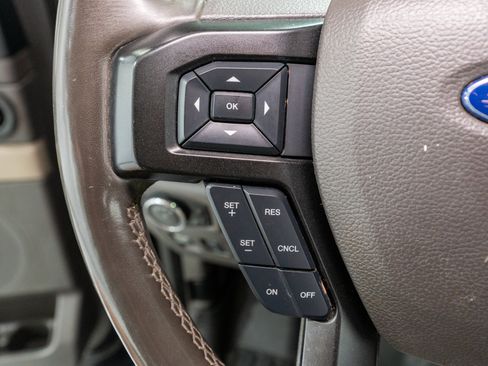 Used 2019 Ford Expedition Limited RWD image 29