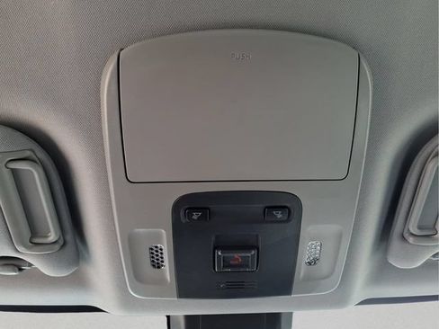 Used 2023 Toyota Camry SE FWD image 20