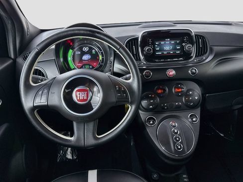 Used 2017 FIAT 500 e FWD image 24
