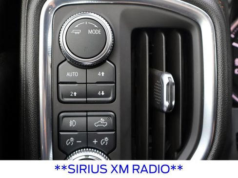 Used 2021 GMC Sierra 1500 AT4 w/ AT4 Premium Package AWD/4WD image 16
