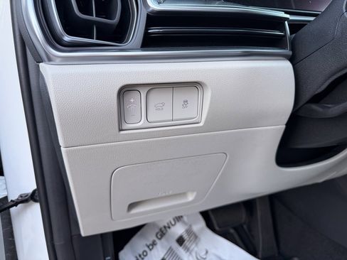 New 2025 Kia Sorento EX image 26