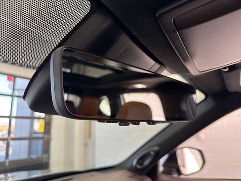 Certified 2021 Toyota Highlander Platinum image 36