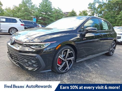 New 2025 Volkswagen GTI SE image 2