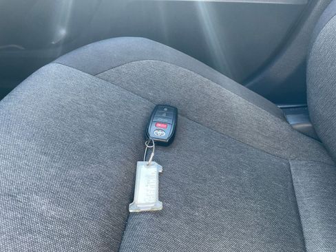 Used 2025 Toyota Camry LE image 22