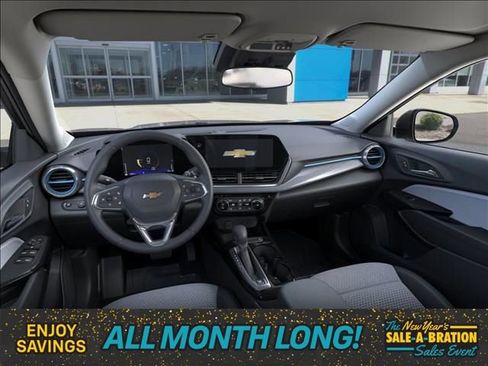 New 2026 Chevrolet Trax LT w/ Driver Confidence Package image 15