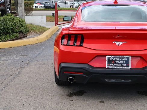 Used 2024 Ford Mustang Premium image 15