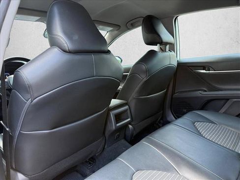 Used 2022 Toyota Camry SE FWD image 20