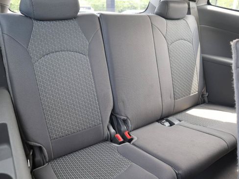 Used 2012 Chevrolet Traverse LT AWD/4WD image 14