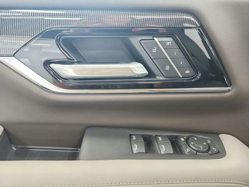 New 2026 GMC Yukon Elevation image 36
