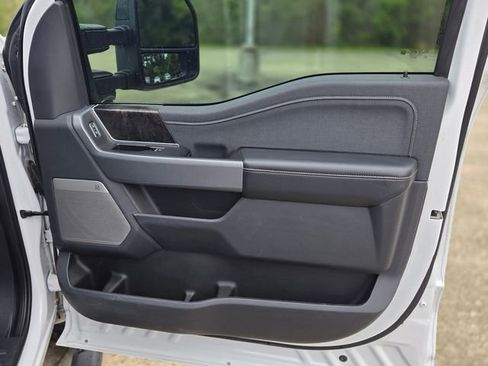 Used 2024 Ford F250 Lariat w/ FX4 Off-Road Package AWD/4WD image 14