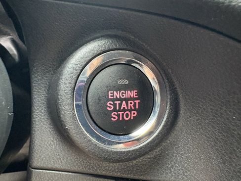 Used 2022 Subaru Impreza 2.0i Sport image 43