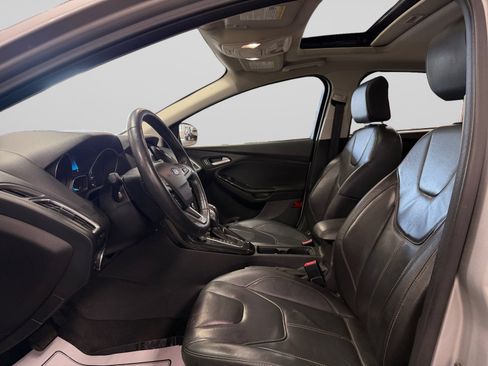 Used 2018 Ford Focus Titanium FWD image 13