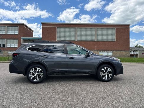 Used 2022 Subaru Outback Limited w/ Popular Package #2 AWD/4WD image 5