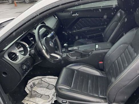 Used 2012 Ford Mustang GT Premium image 2