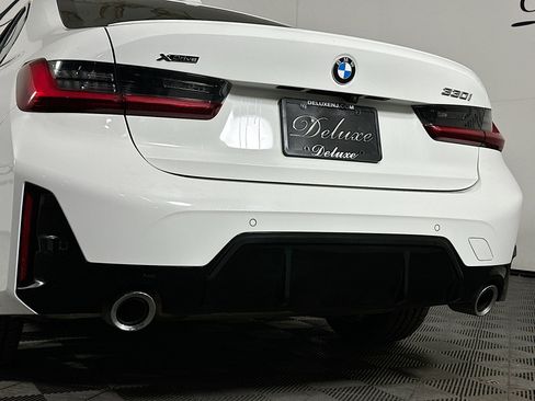 Used 2025 BMW 330i xDrive 330i xDrive M Sport w/ M Sport Package image 26