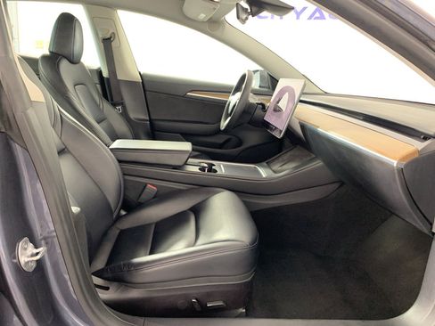 Used 2023 Tesla Model 3 Standard Range RWD image 38