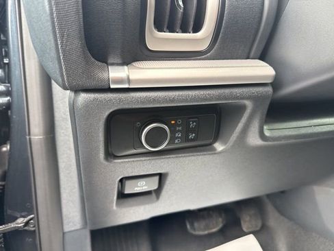 Used 2025 Ford Expedition Max XL AWD/4WD image 8