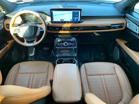 Used 2022 Lincoln Nautilus Black Label image 23